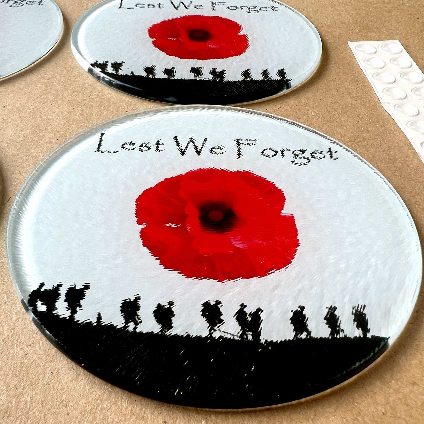 Round Glass Table Coaster Set Military Poppy Lest We Forget (set of 4) - shopquality4u