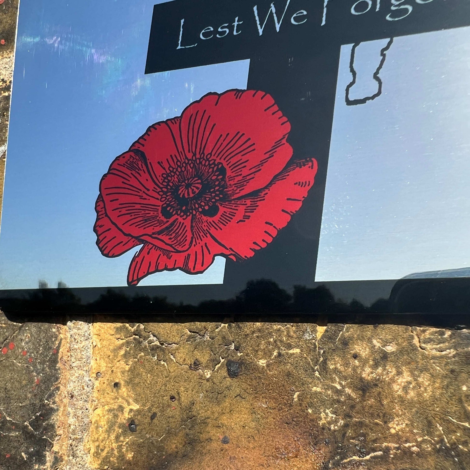 Cross & Helmet Lest we Forget Metal Mirror Sign - shopquality4u